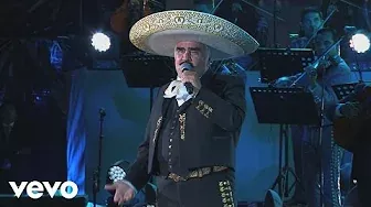 Vicente Fernández - Marioneta / Un Hombre Con Suerte (En Vivo [Un Azteca en el Azteca])