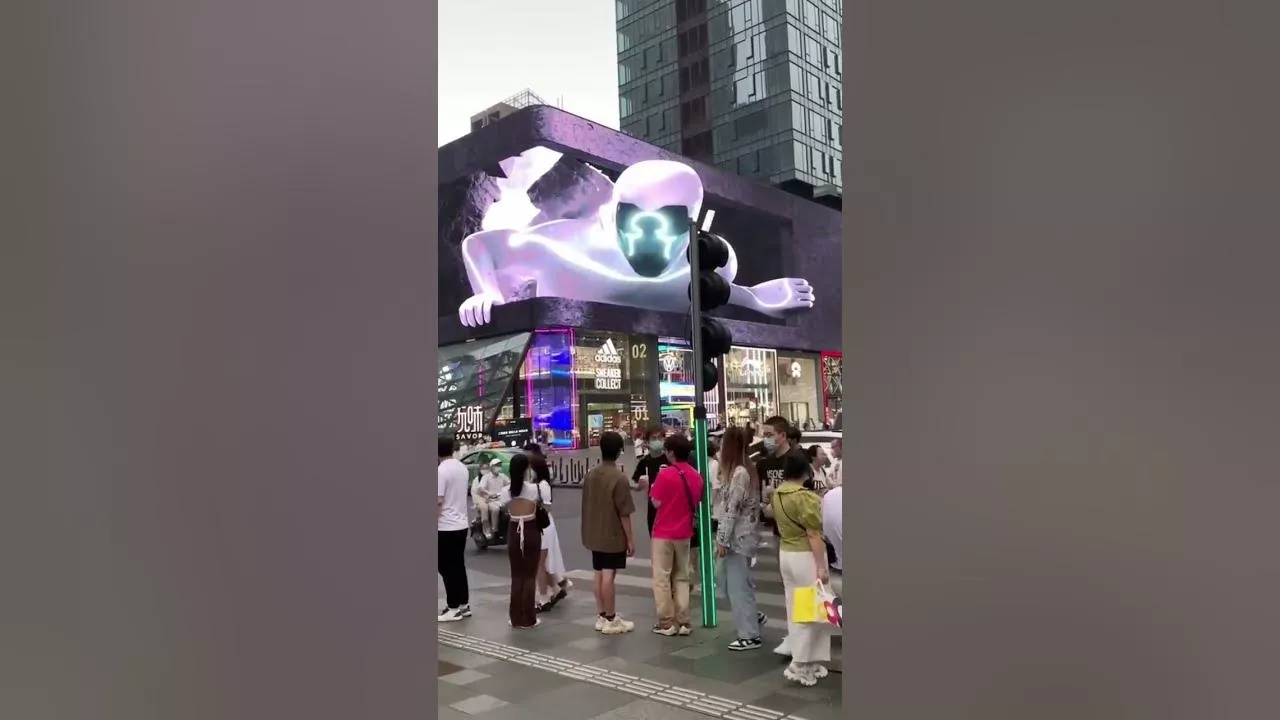 Spooky 3D billboard in china 🤯 #shorts #china