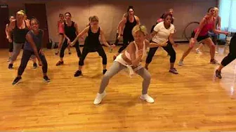 "MI GENTE" J Balvin and Willy William - Dance Fitness Workout Asiya Khasnutdinova