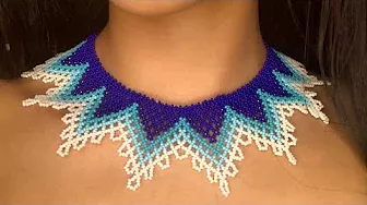 Collar en mostacilla / beaded necklace