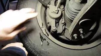 Как прокачать тормоза на любом автомобиле за 10 минут в одиночку How to pump brakes on any car
