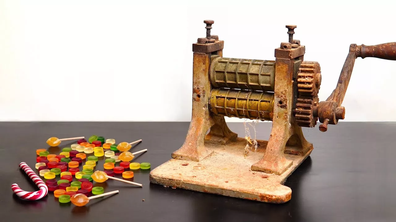 Restauration d'une Machine à fabriquer des Bonbons