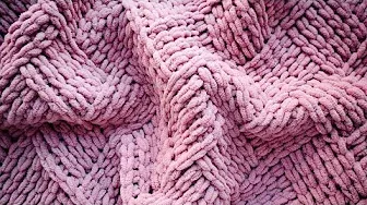 False Enterlac pattern for Alize Puffy/Alize Puffy Fine plush yarn plaid