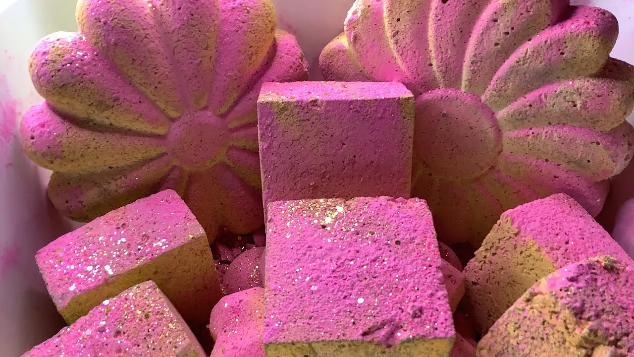 ASMR Soft Gritty Yellow Reformed Gym Chalk w/ Pink Pigment Powder 🌸🌼🌸🌼 #gymchalk #satisfying