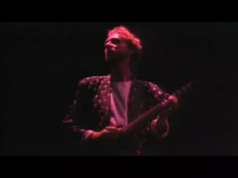 Genesis - Throwing It All Away (Invisible Touch Tour)
