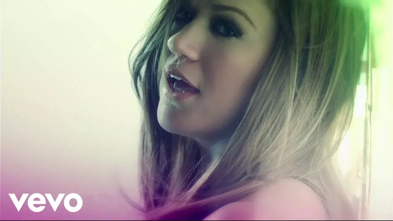 Kelly Clarkson - Mr. Know It All (Official Music Video)