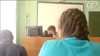 Учитель одной из тульских школ назвал детей «дебилами»