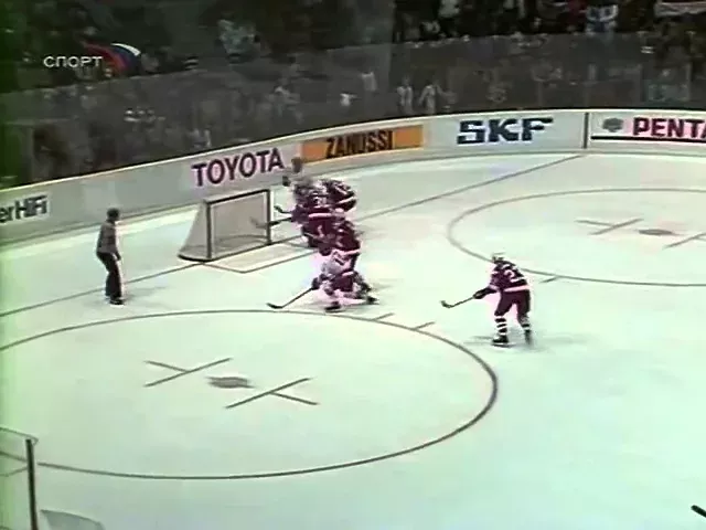 ЧМ по хоккею 1982, Финляндия, СССР - Канада
