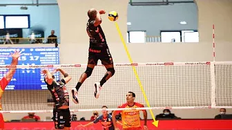 389cm Vertical Jump !!! Volleyball KING - Robertlandy Simon Aties