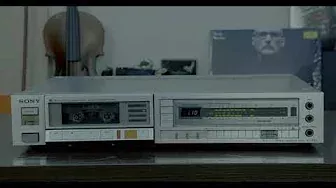 SONY TC-FX7 ￥79,800(1980年頃) сверхтонкая кассетная дека, от 20 Герц.