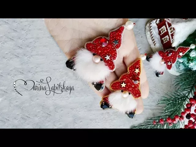 🎅 How to make a brooch "Christmas gnome" from beads (master class)