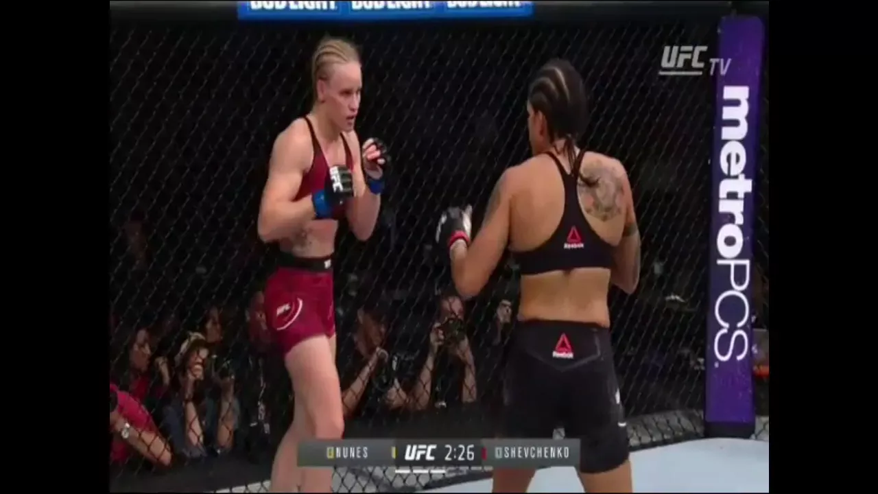Amanda Nunes vs Valentina Shevchenko | Highlights | UFC Fight